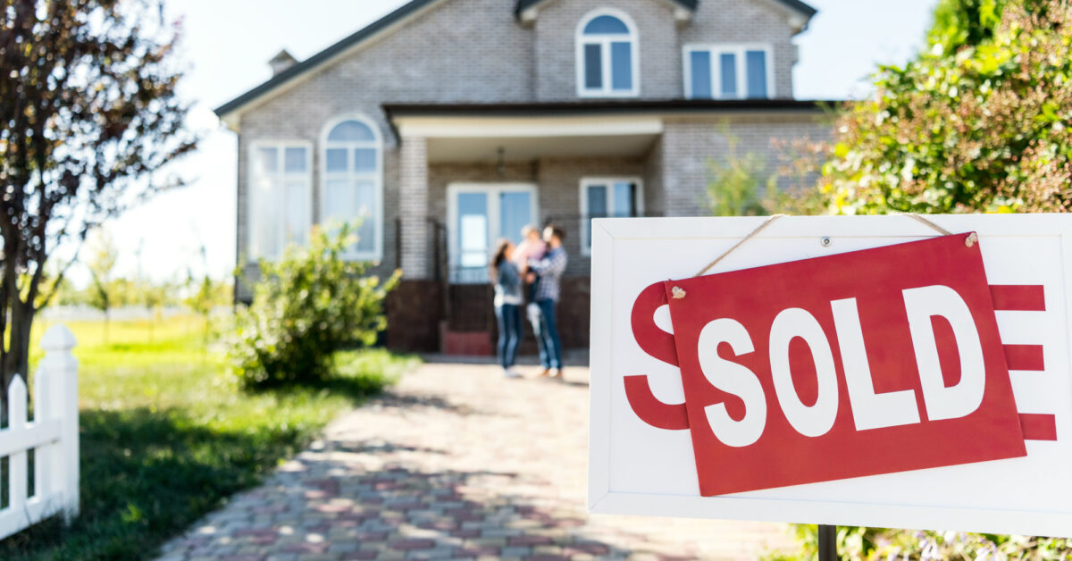 Are you planning on listing your home up on the market soon? Here are some important things that you must do before actually selling your home.