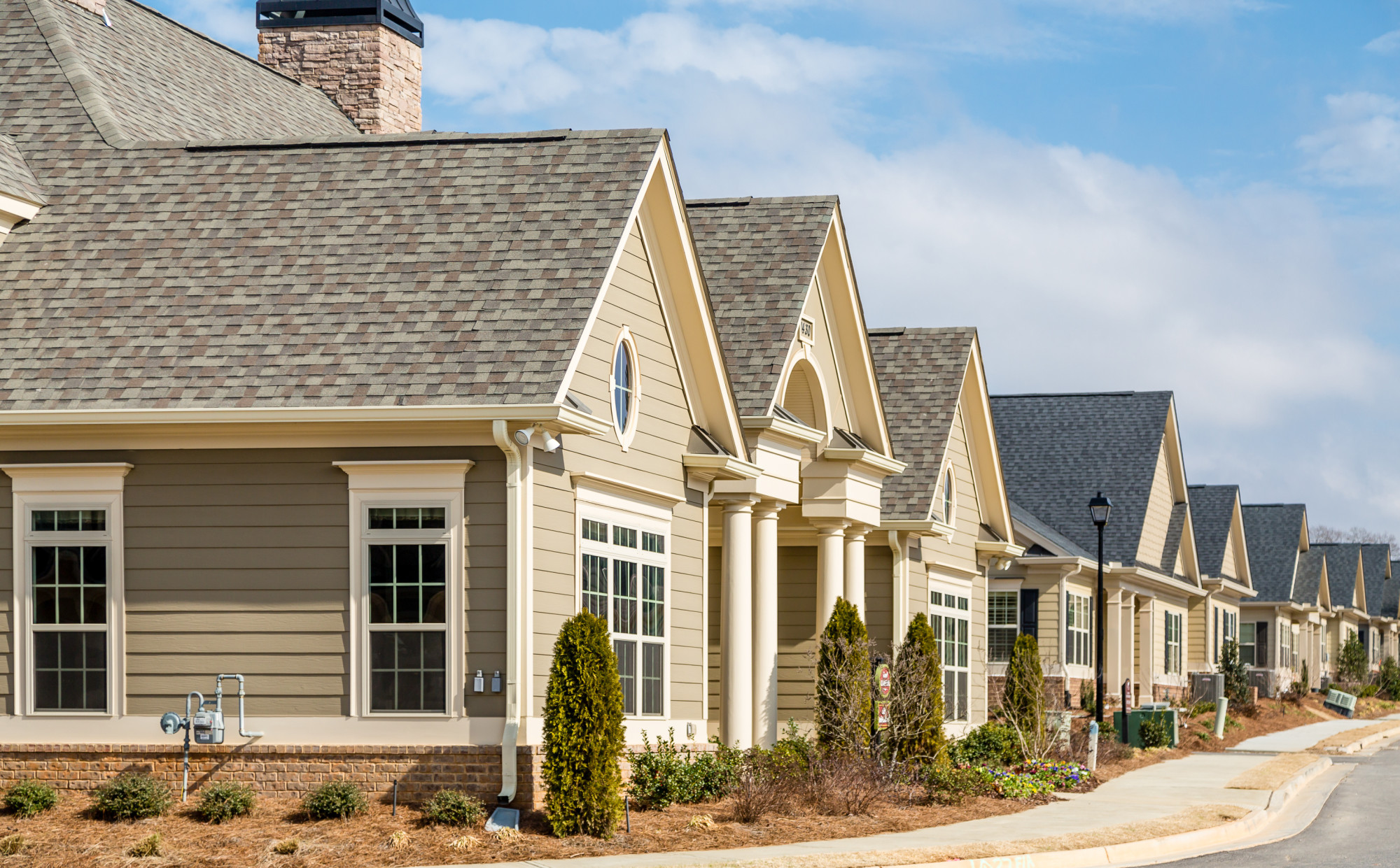 The Pros and Cons of Townhouse Living