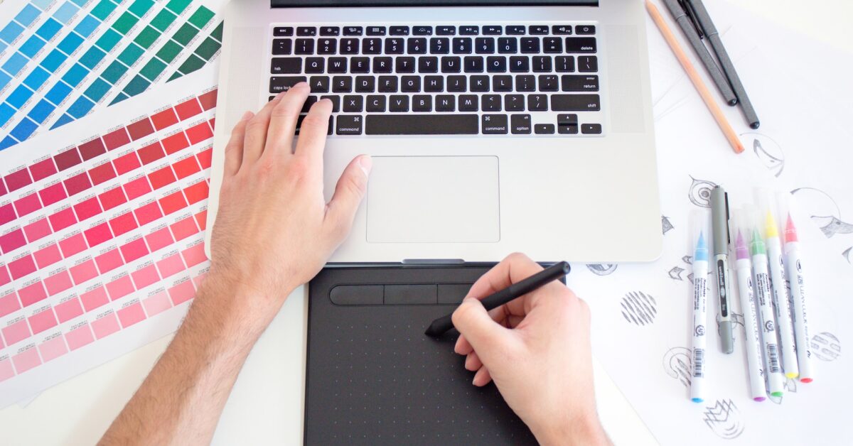 5 Reasons Why Your Business Needs Professional Graphic Design Services