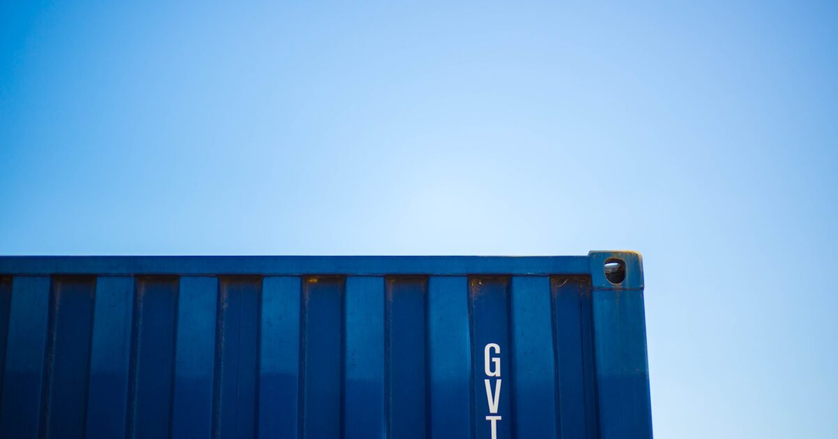 Maximising Space: The Benefits of Professional Container Removals